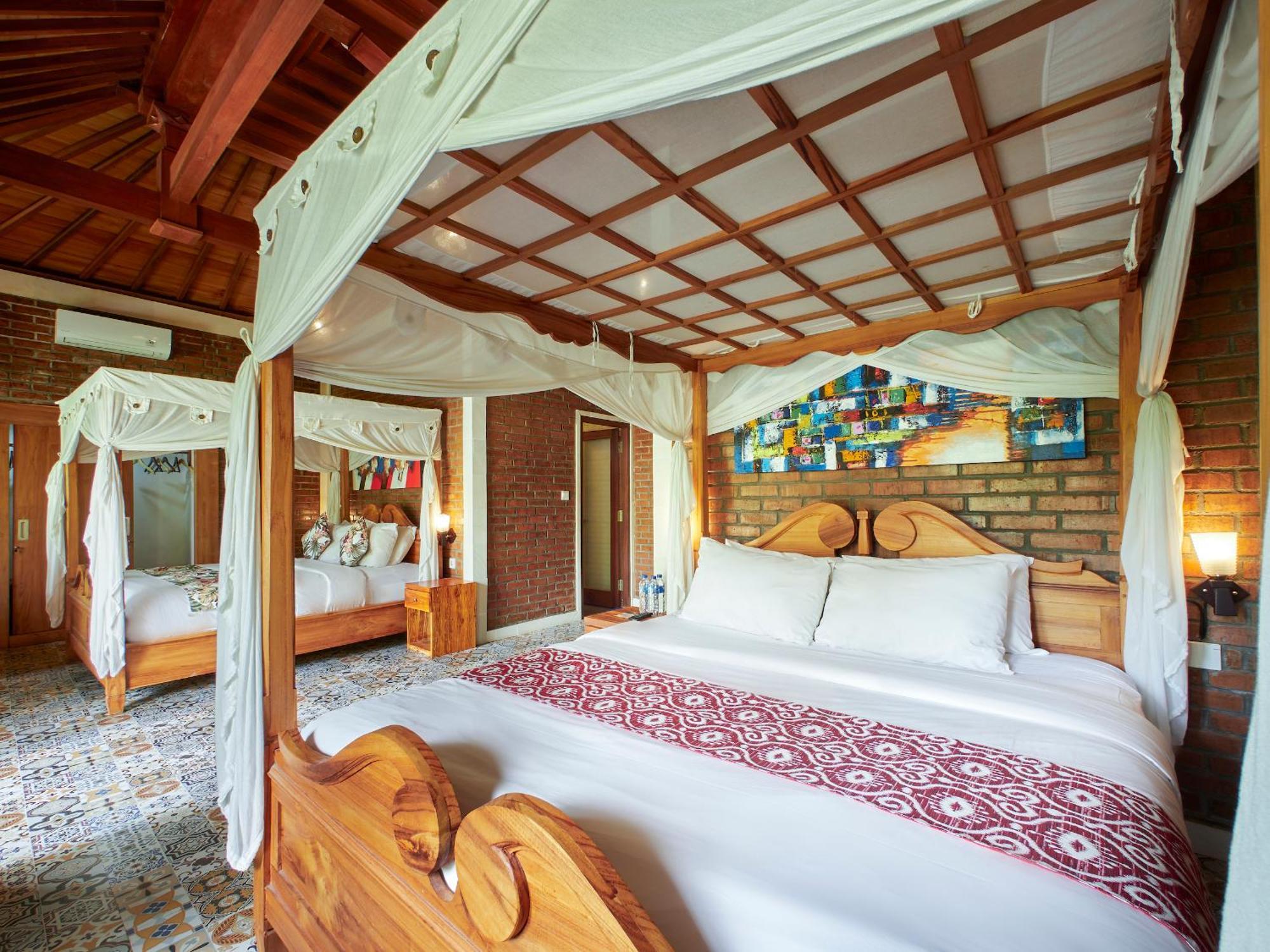Kanchana Villa