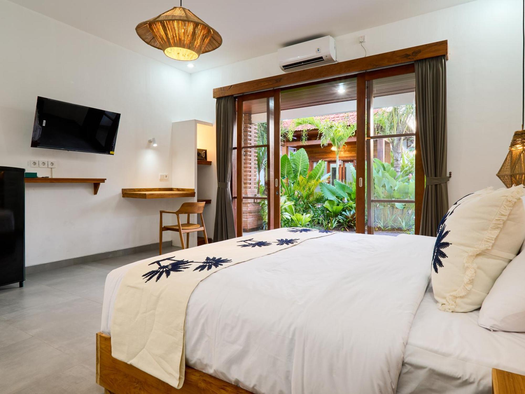 Kanchana Villa