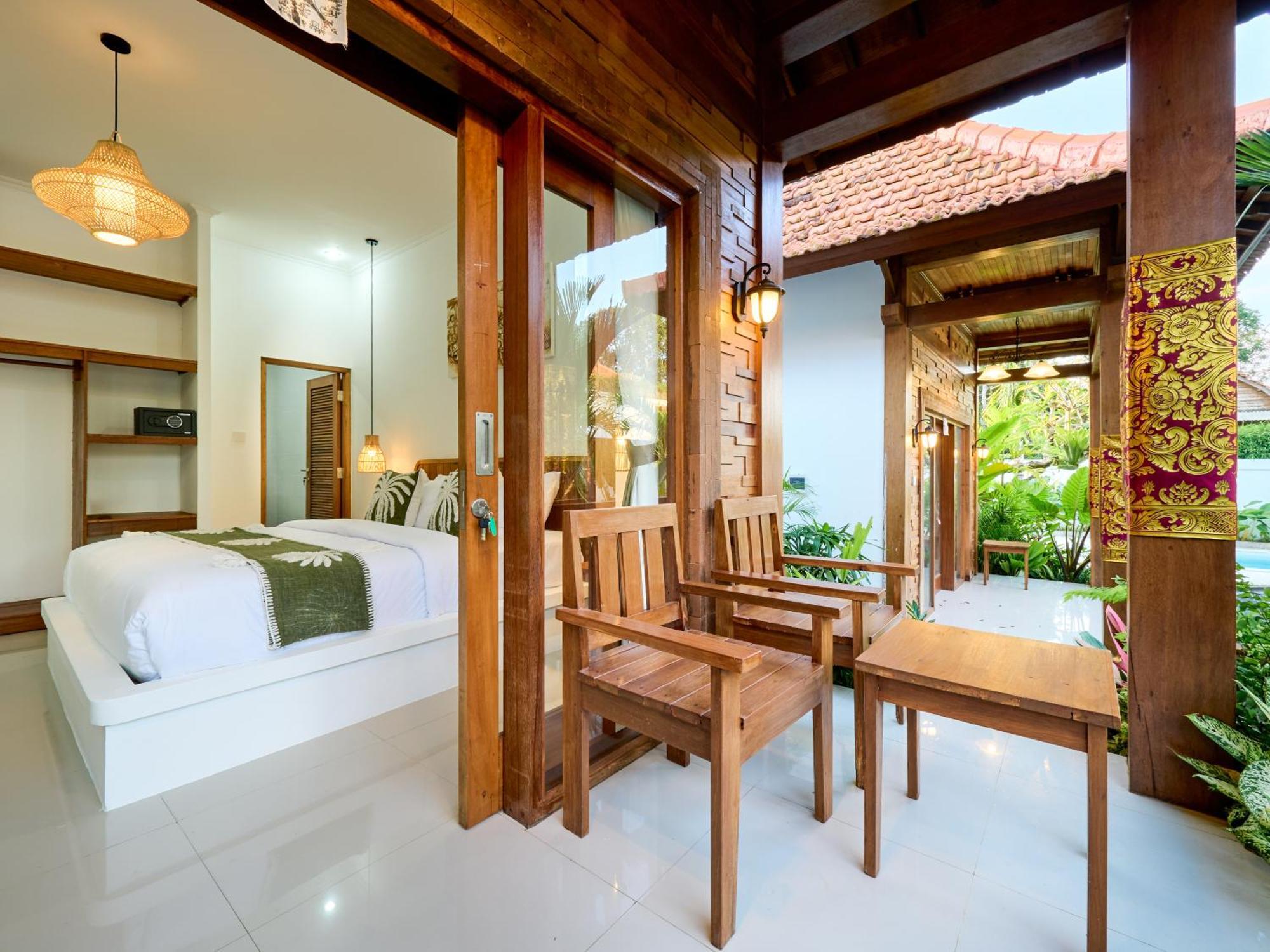 Kanchana Villa